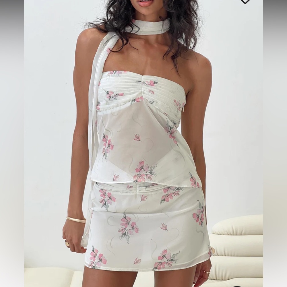 Floral Strapless Dress with Scarf